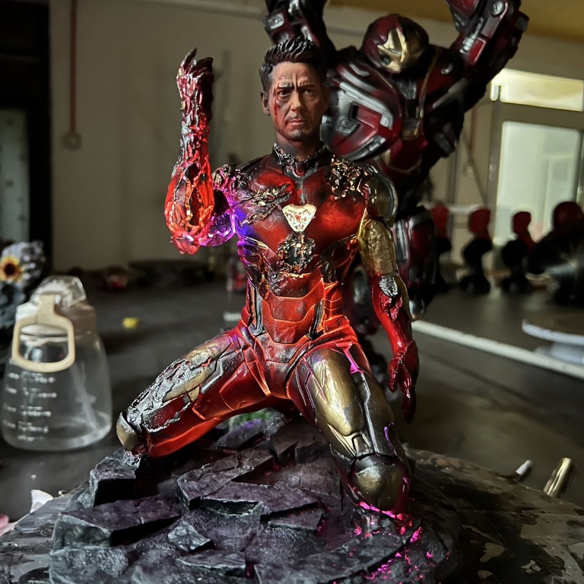 Marvel Iron Man MK85 Battle Damaged Figure - Endgame Collectible