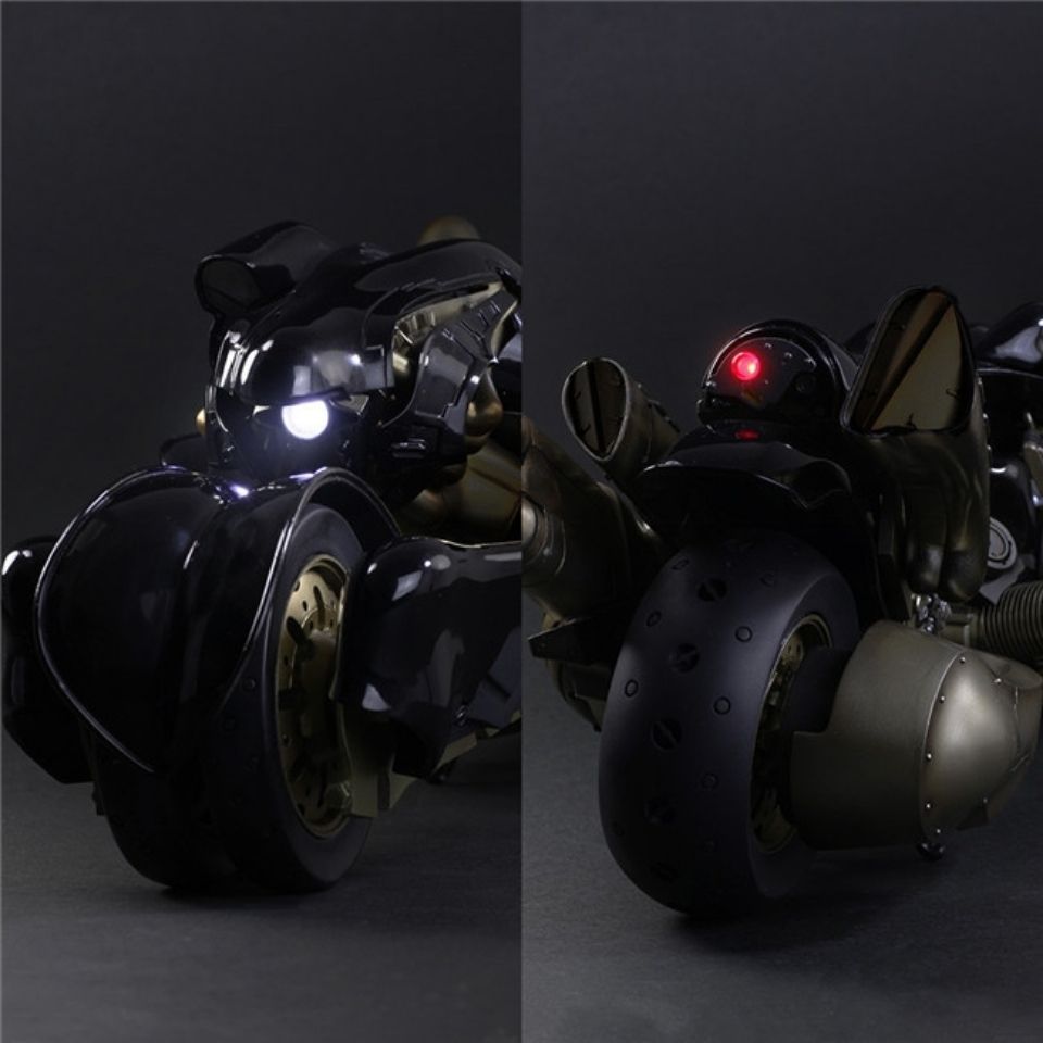 Final Fantasy VII Cloud Strife & Fenrir Motorcycle Figure - Premium Advent Children