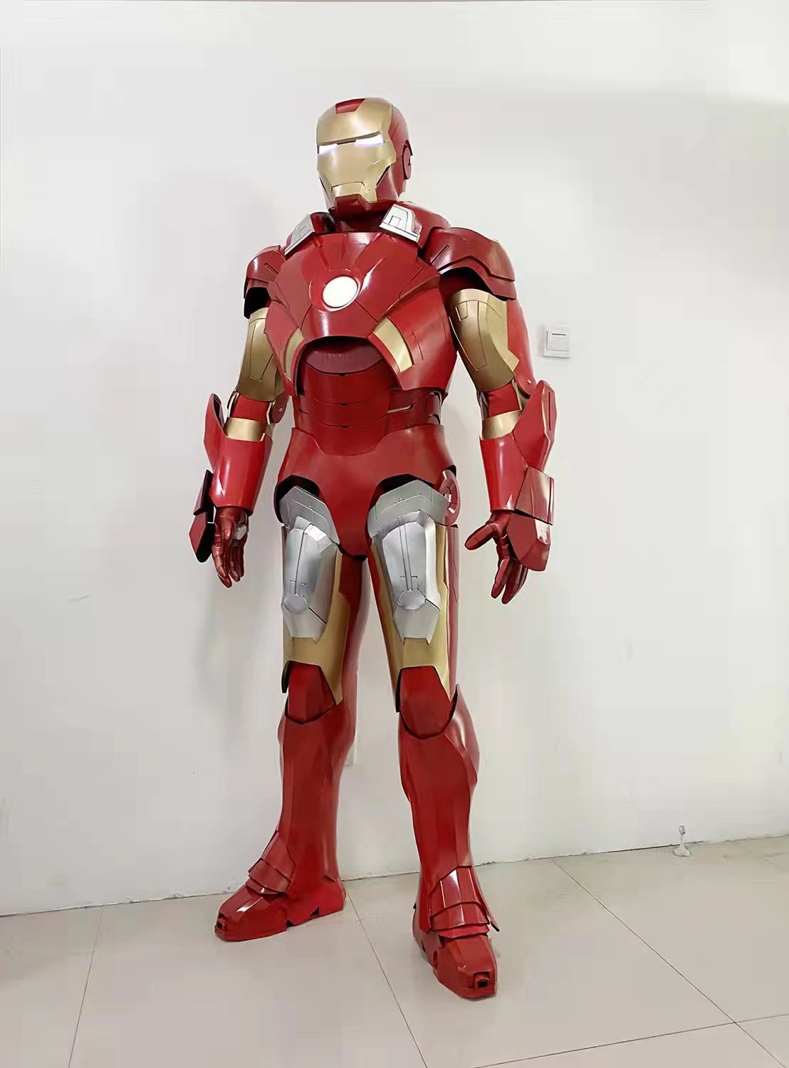 Armored Tech Hero Cosplay Costume - Red Gold Powered Suit Outfit