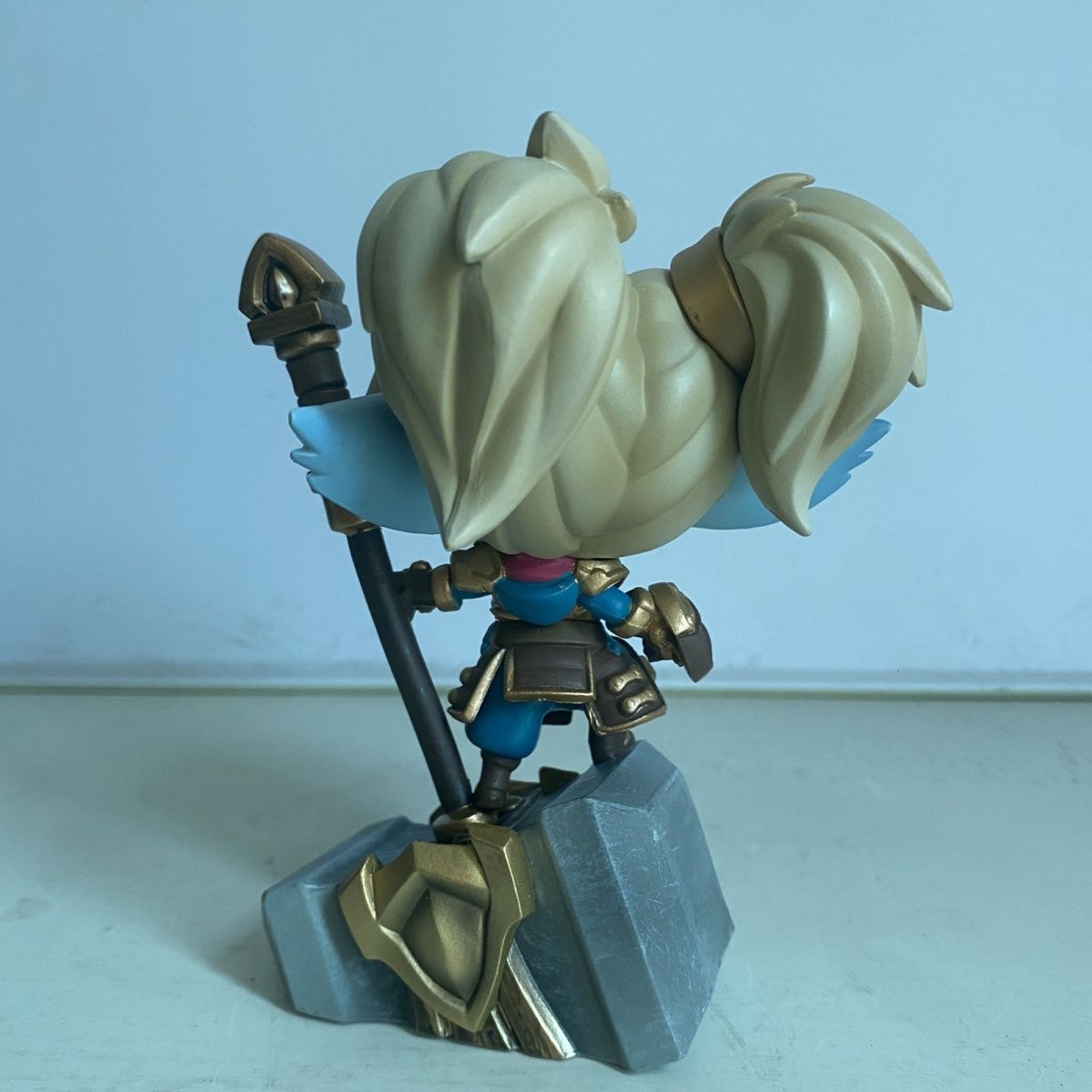 League of Legends Poppy Iron Ambassador Figure - 110mm Yordle Collectible