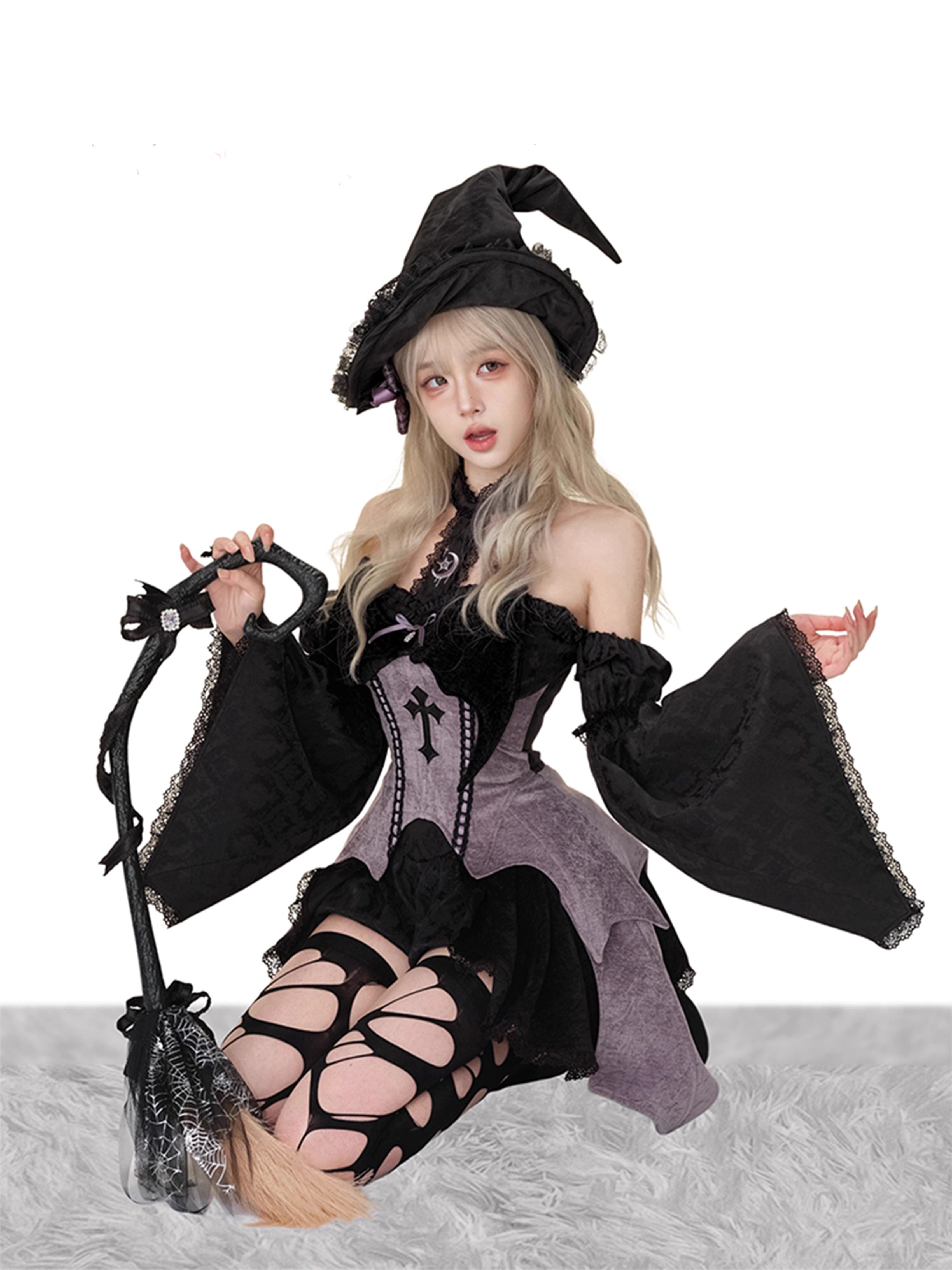 Gothic Witch Cosplay Costume - Dark Fantasy Outfit