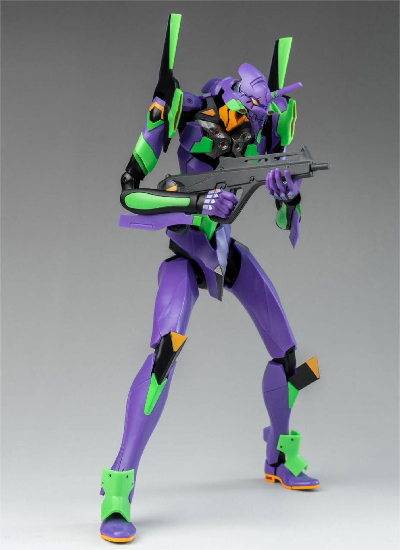 Evangelion Unit-01 Model Kit - EVA-01 Assembly Figure 1/400 Scale