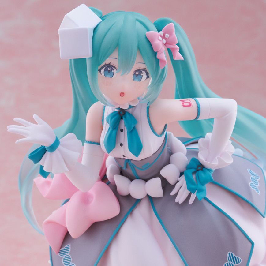 Hatsune Miku Premium Figure - 210mm Vocaloid Collectible