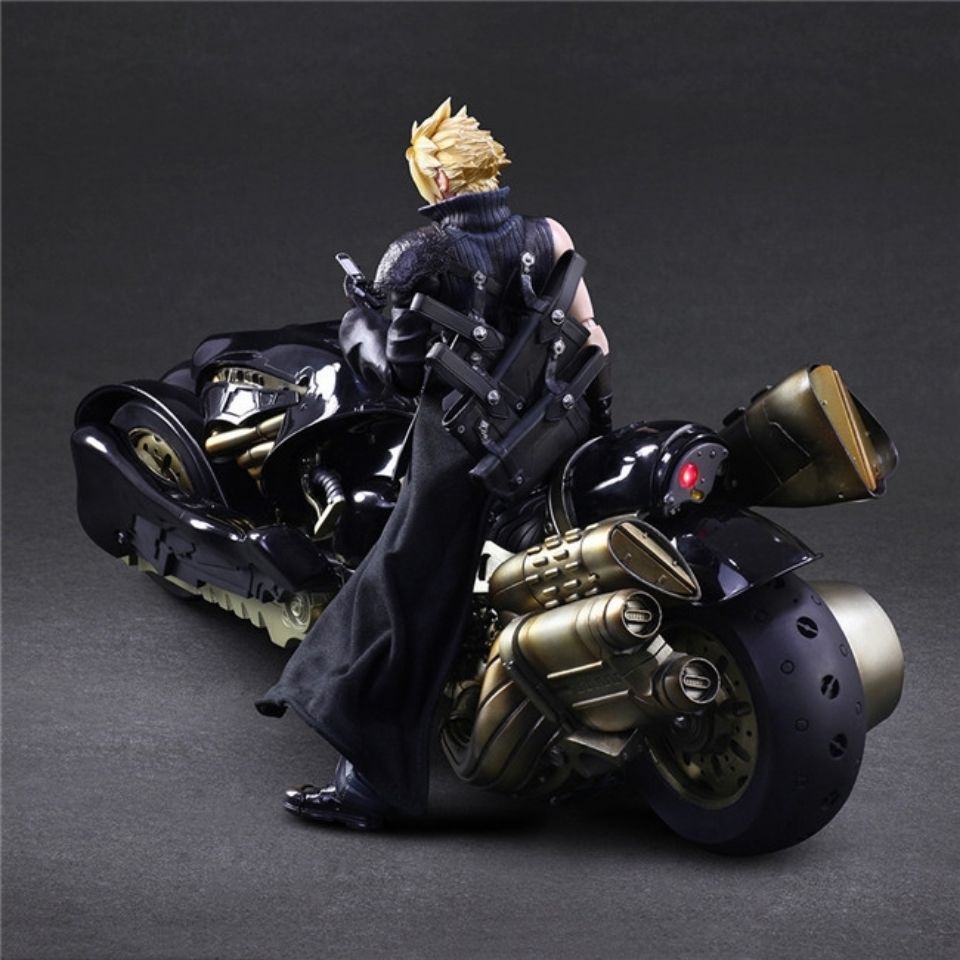Final Fantasy VII Cloud Strife & Fenrir Motorcycle Figure - Premium Advent Children