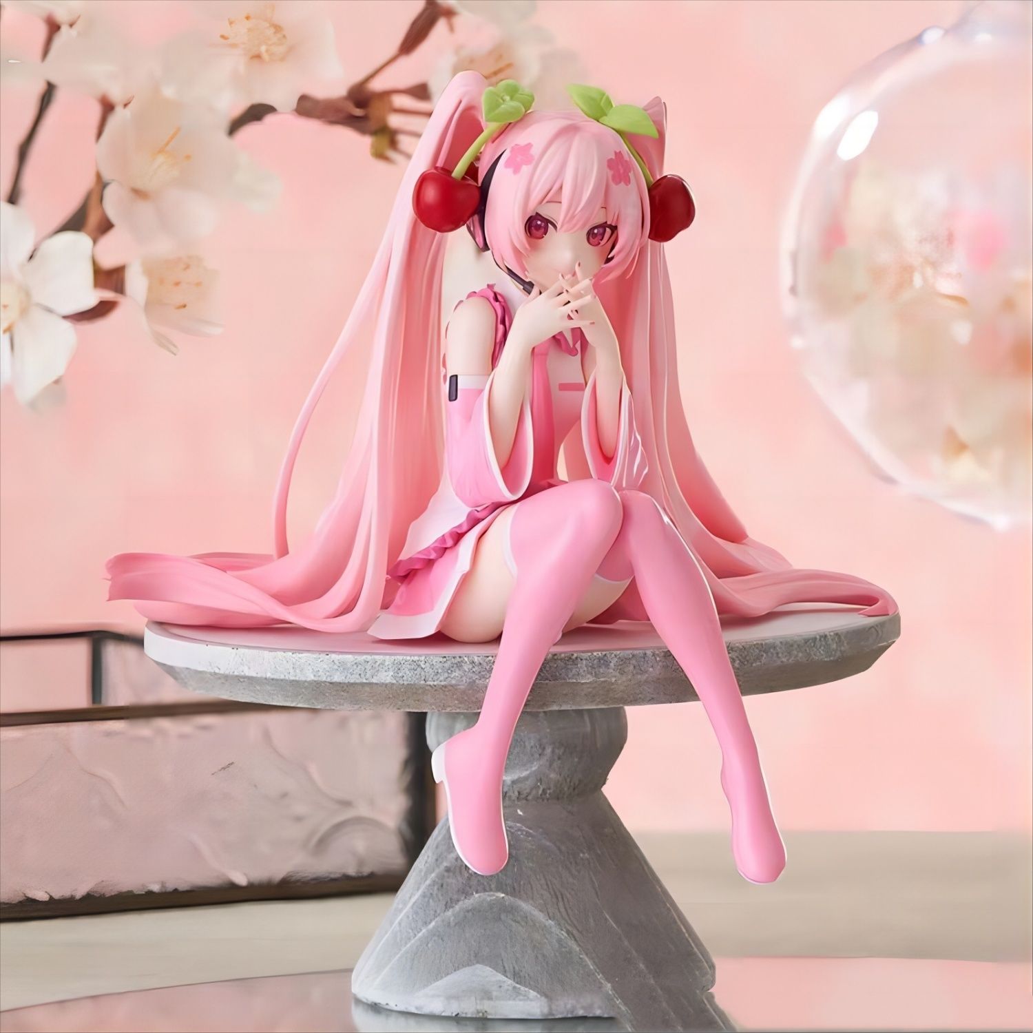 Hatsune Miku Pink Prize Figure - Limited Colorway Collectible