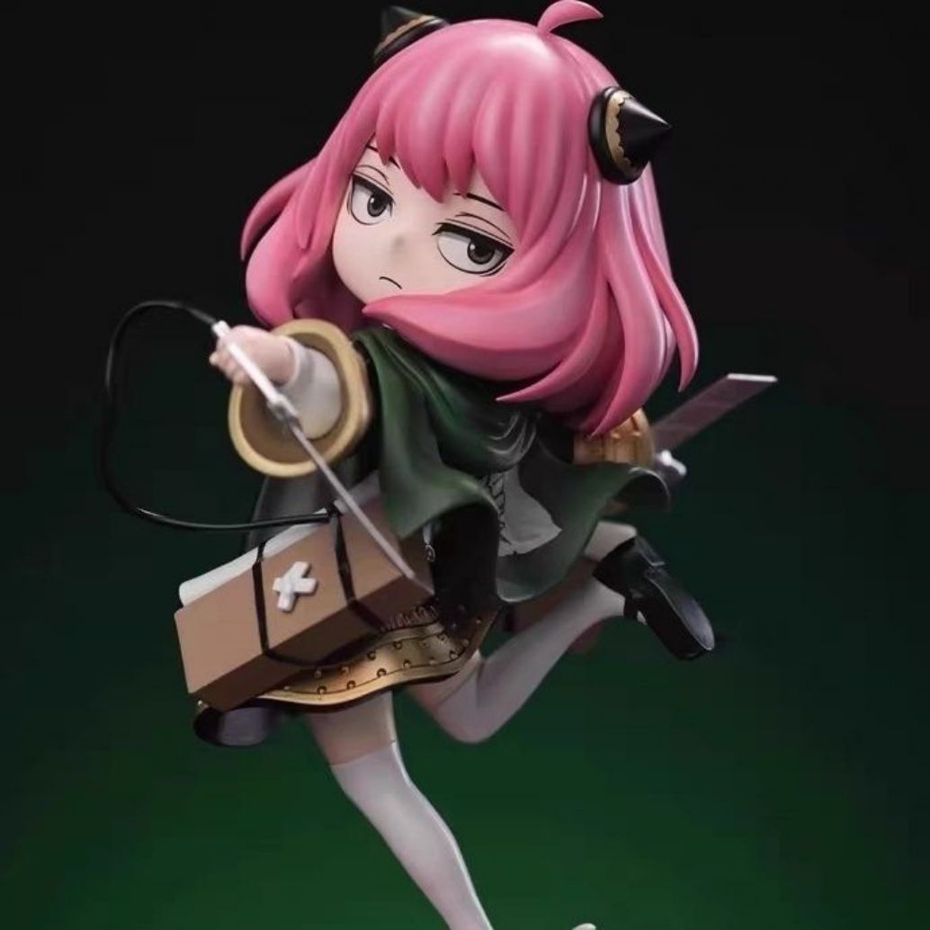 Spy x Family Anya Forger Cosplay Figure - Premium Collectible